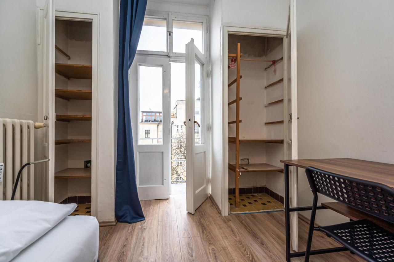 Apartments Safarikova 18 Prag Exterior foto