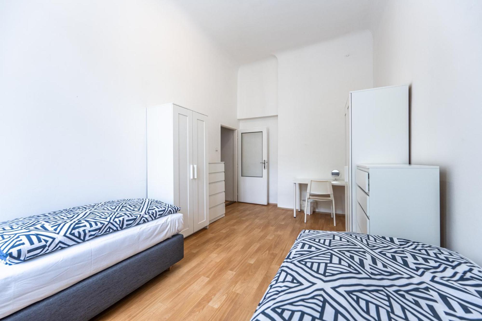 Apartments Safarikova 18 Prag Exterior foto