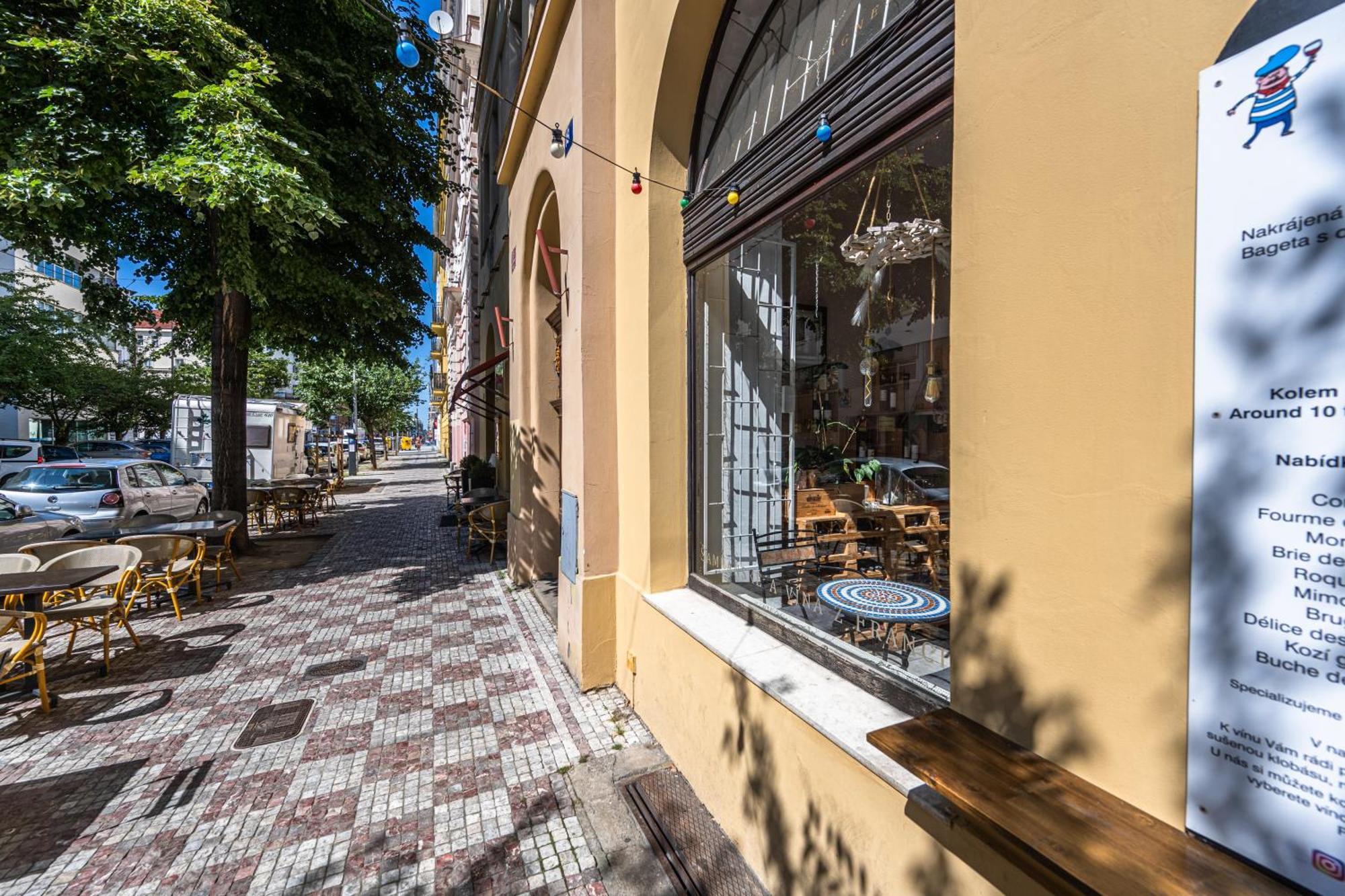 Apartments Safarikova 18 Prag Exterior foto